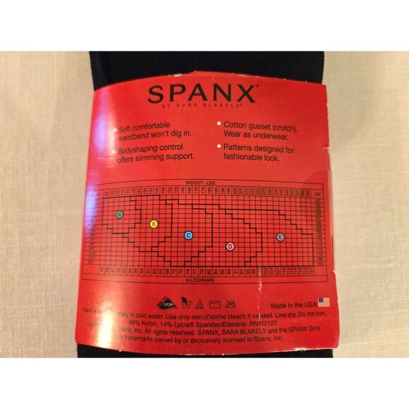 Spanx Patterned Tight-End Tights Size B NWT Black - Picture 3 of 4